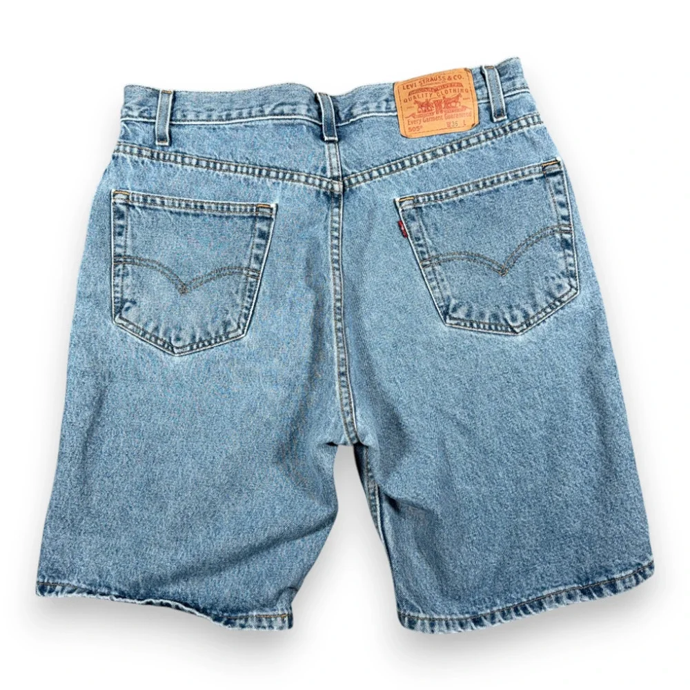Vintage Levis Jean Shorts Mens 34 Blue Light Wash Denim 505 Regular Fit Y2K